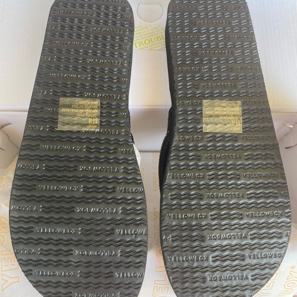 Yellow Box Janney Black, Gold and Silver Beaded Flip Flops - Picture 5 of 7